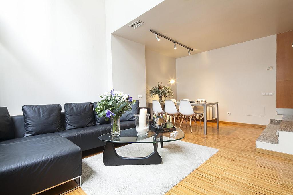 My Space Barcelona Park Gueell Apartments Extérieur photo