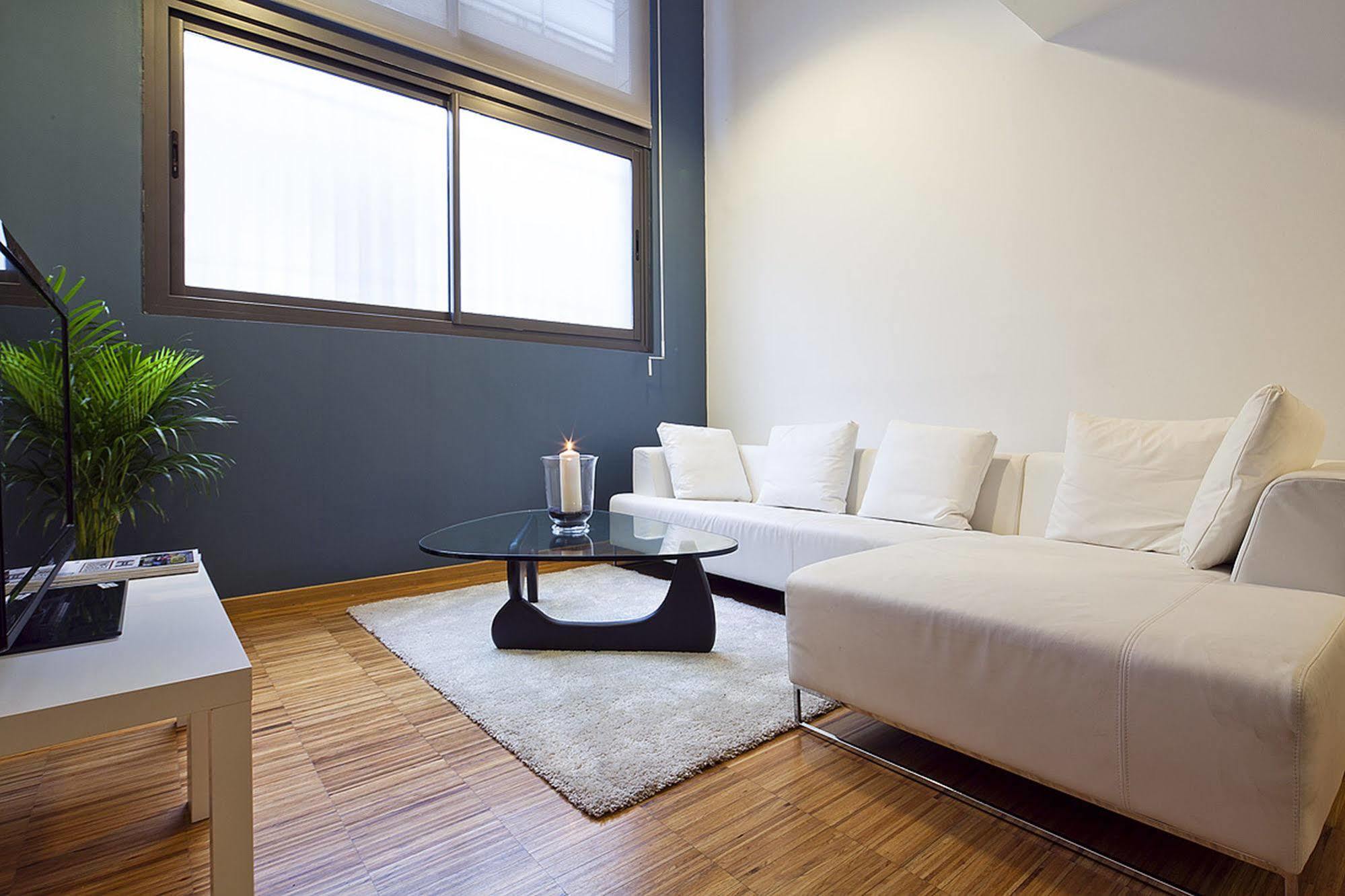 My Space Barcelona Park Gueell Apartments Extérieur photo
