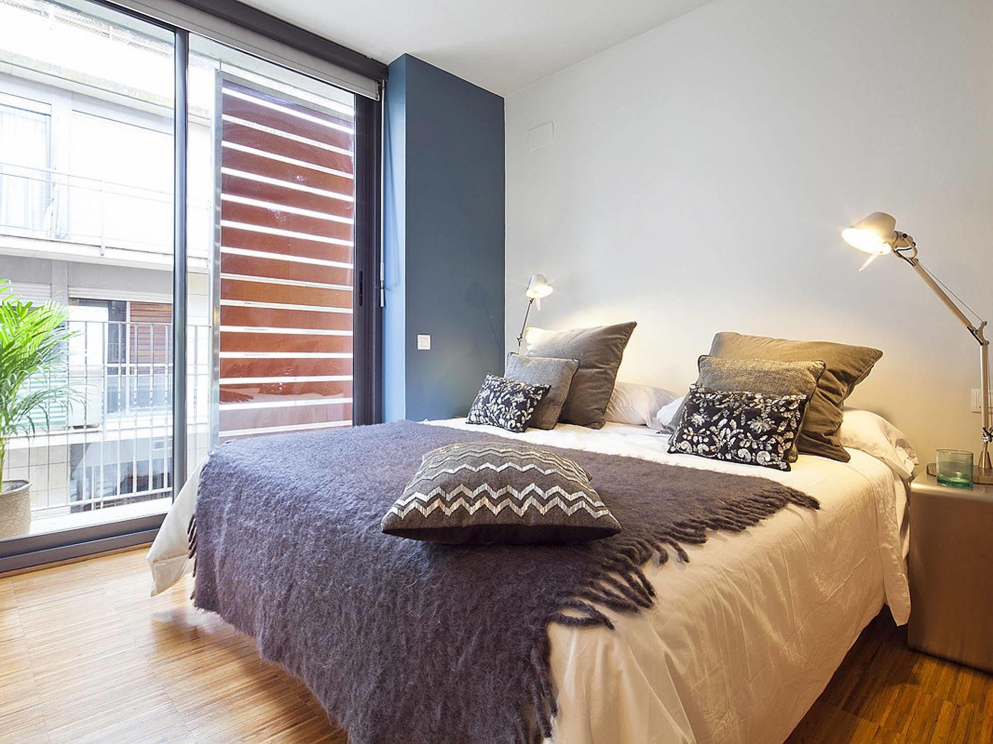 My Space Barcelona Park Gueell Apartments Extérieur photo